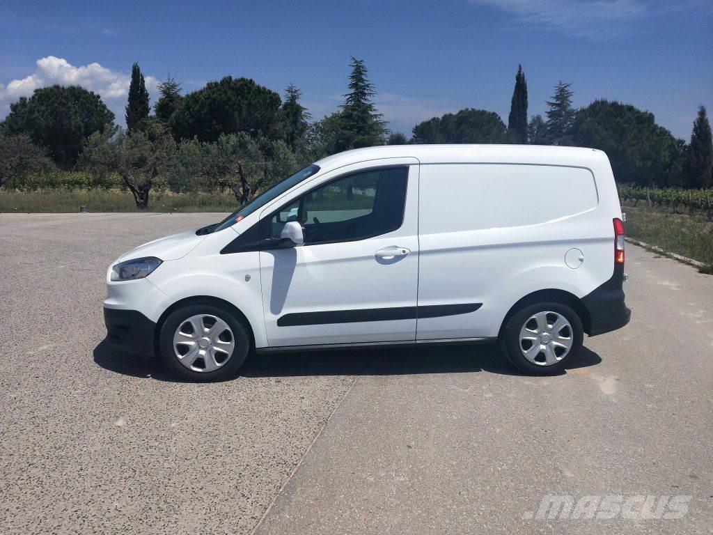 Ford Transit Courier Kombi 1.5TDCi Trend 75 Furgonetas /Furgón