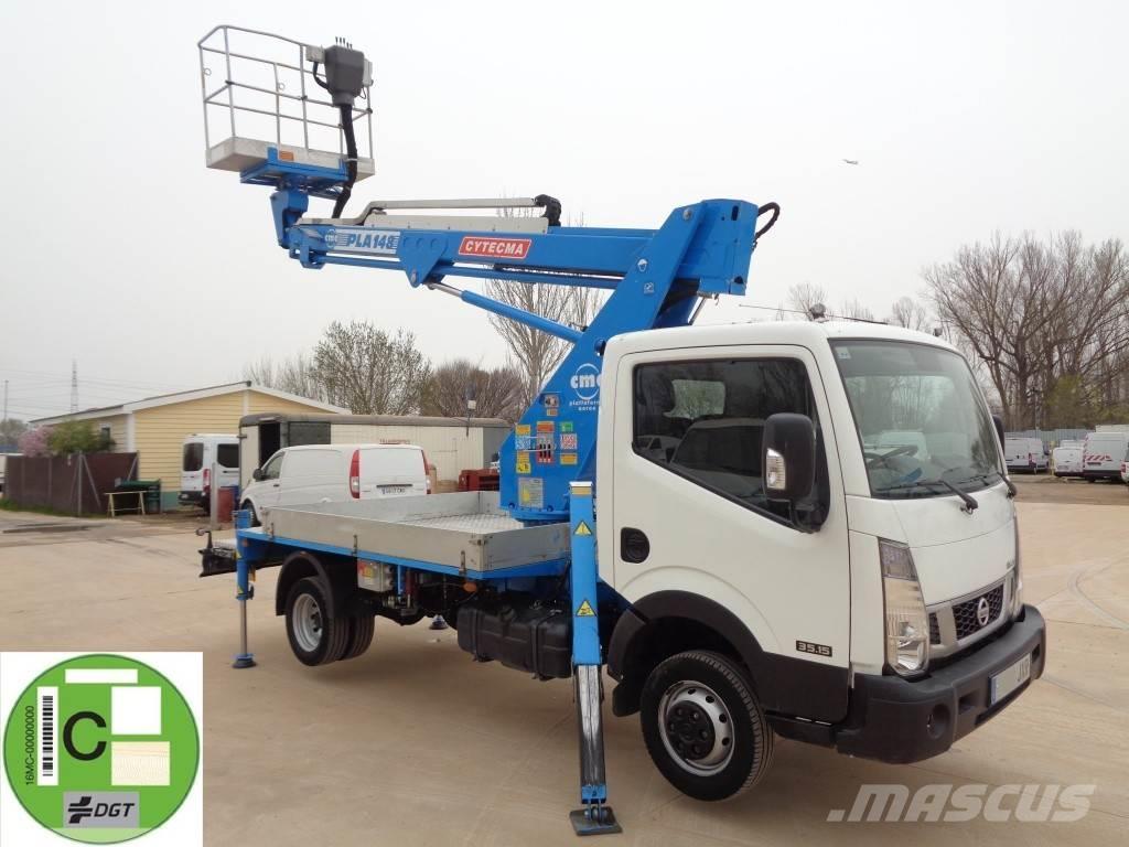 Nissan NT400 Cabina Abatible 35.15/3 Premium 150 Furgonetas /Furgón