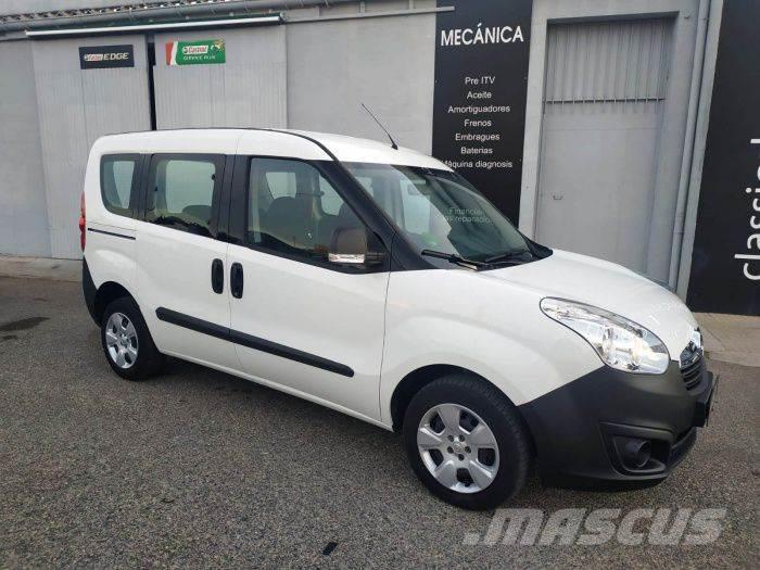 Opel Combo N1 Tour 1.3CDTI Expression L1H1 95 Furgonetas /Furgón