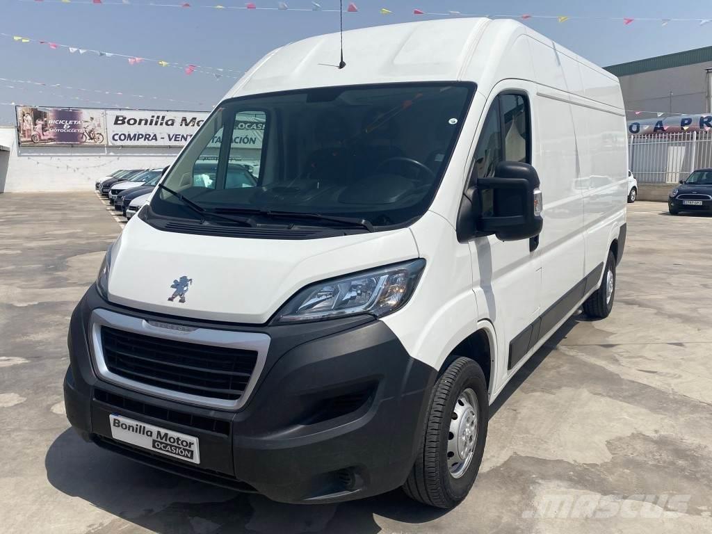 Peugeot Boxer Furgón 2.0BlueHDI 335 L3H2 Pack 130 Furgonetas /Furgón