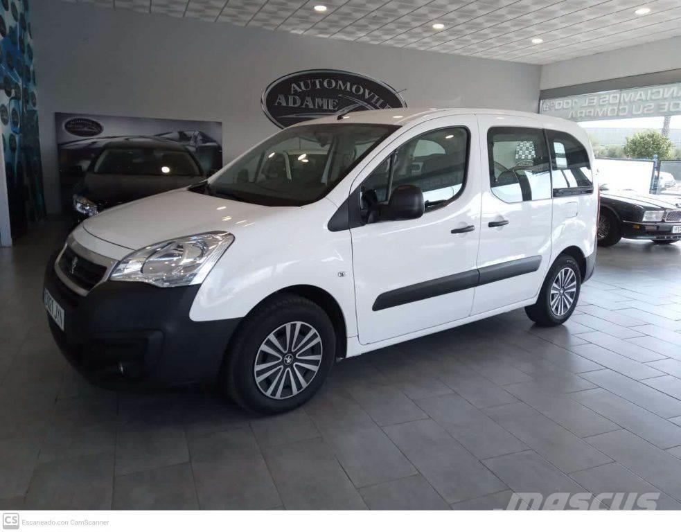 Peugeot Partner Tepee 1.6BlueHDI Access 75 Furgonetas /Furgón