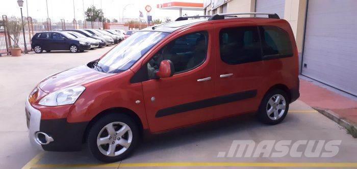 Peugeot Partner Tepee 1.6HDI Outdoor 110 Furgonetas /Furgón