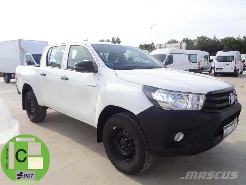 Toyota Hilux Cabina Doble GX Furgonetas /Furgón