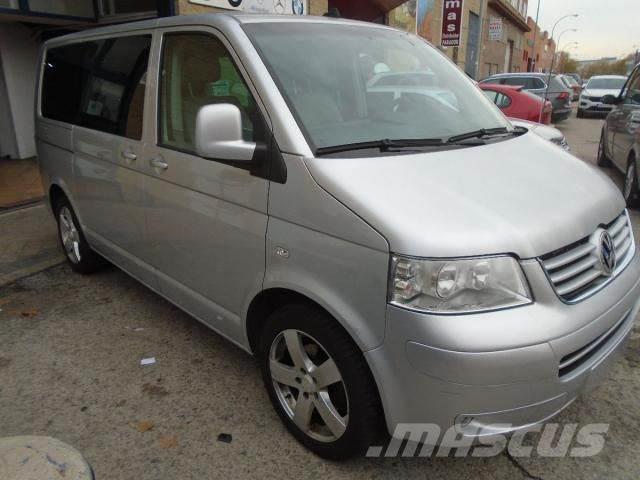 Volkswagen Multivan 2.5TDI Highline 174 Furgonetas /Furgón