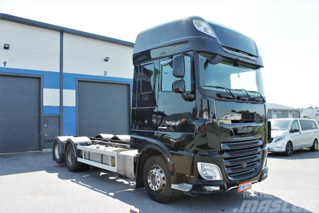 DAF XF530 FAS 6x2 Camiones chasis