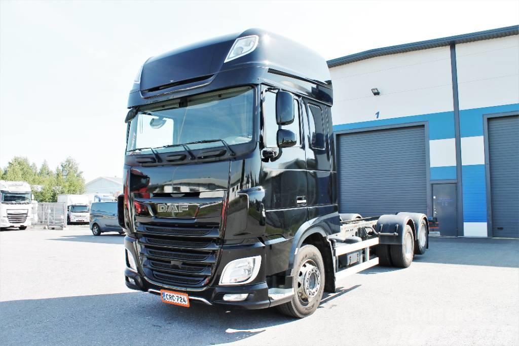 DAF XF530 FAS 6x2 Camiones chasis