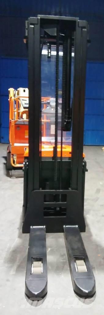 BT SPE 160 Apiladores eléctricos