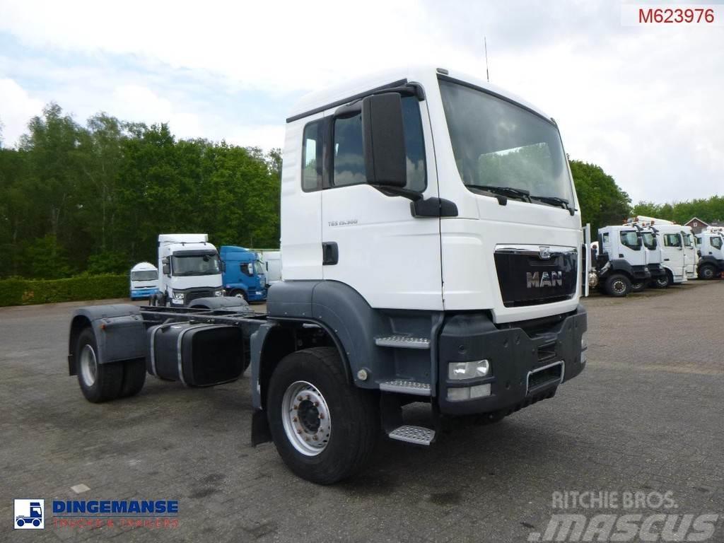 MAN TGS 19.360 4X2 BBS manual Euro 2 chassis + PTO Camiones chasis
