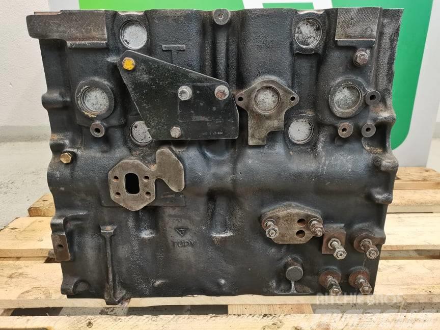 Perkins 4.236 hull engine 3711343A-3} Motores