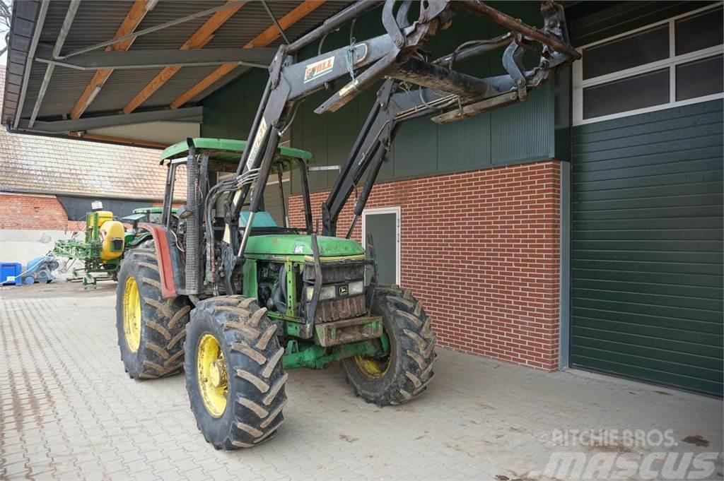 John Deere 6100 PQ mit Stoll F31 Frontlader Tractores