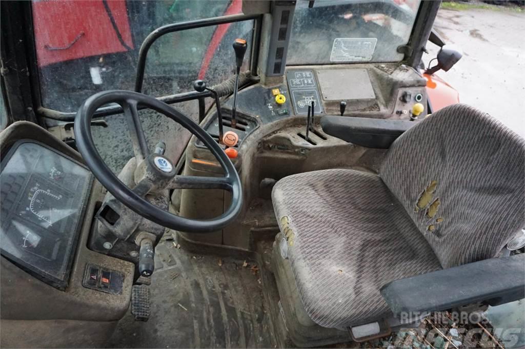 New Holland M100 2wd Hinterrad Shuttle Command Tractores