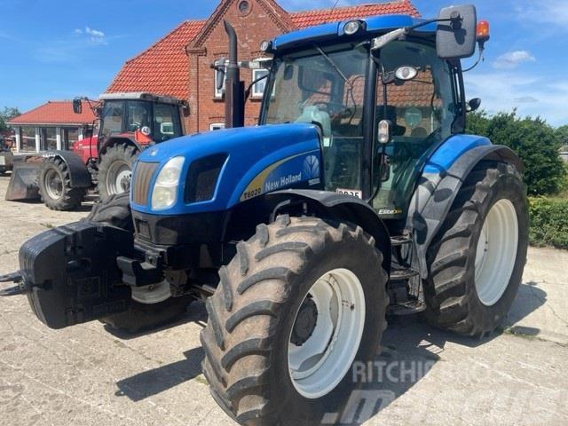 New Holland T 6020 Elite Tractores