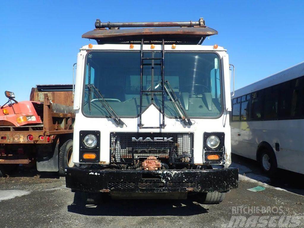 Mack MR690S Camiones de basura