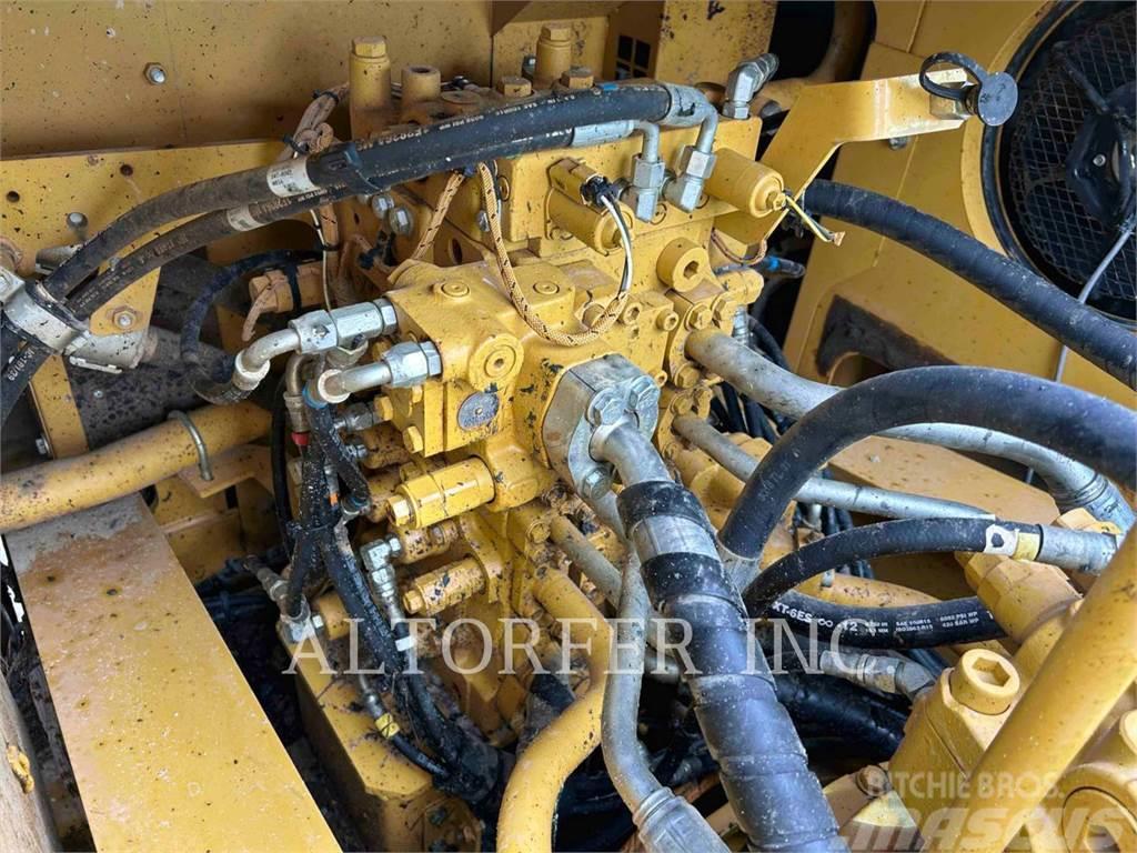 CAT 326FL LR Excavadoras de cadenas