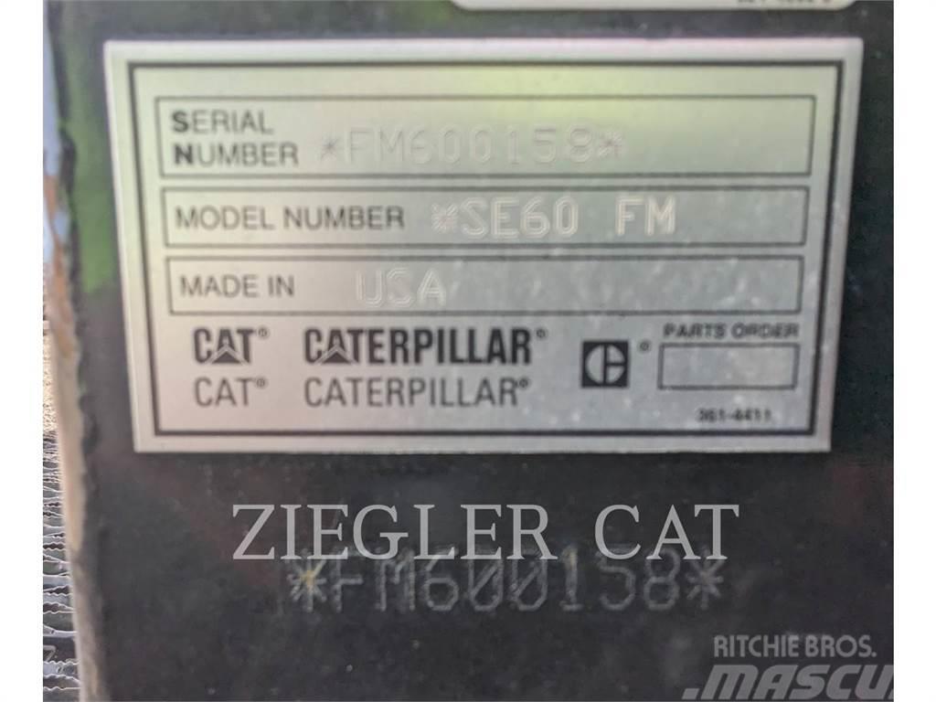 CAT AP1055 Asfaltadoras