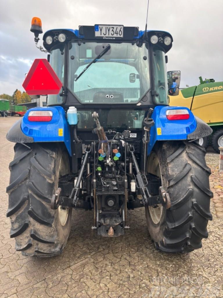 New Holland T5.85 med Trima Q3M Tractores