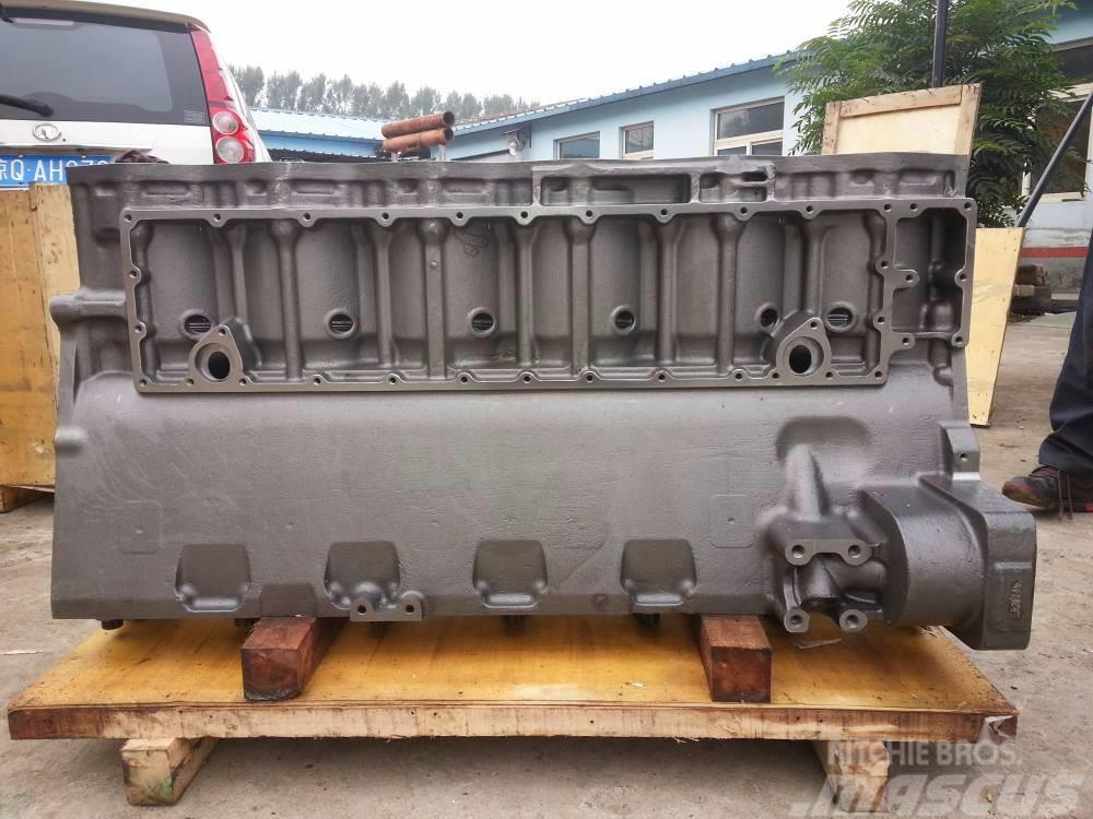 Komatsu PC200-7 6d102 engine block 6735-21-1010 Motores