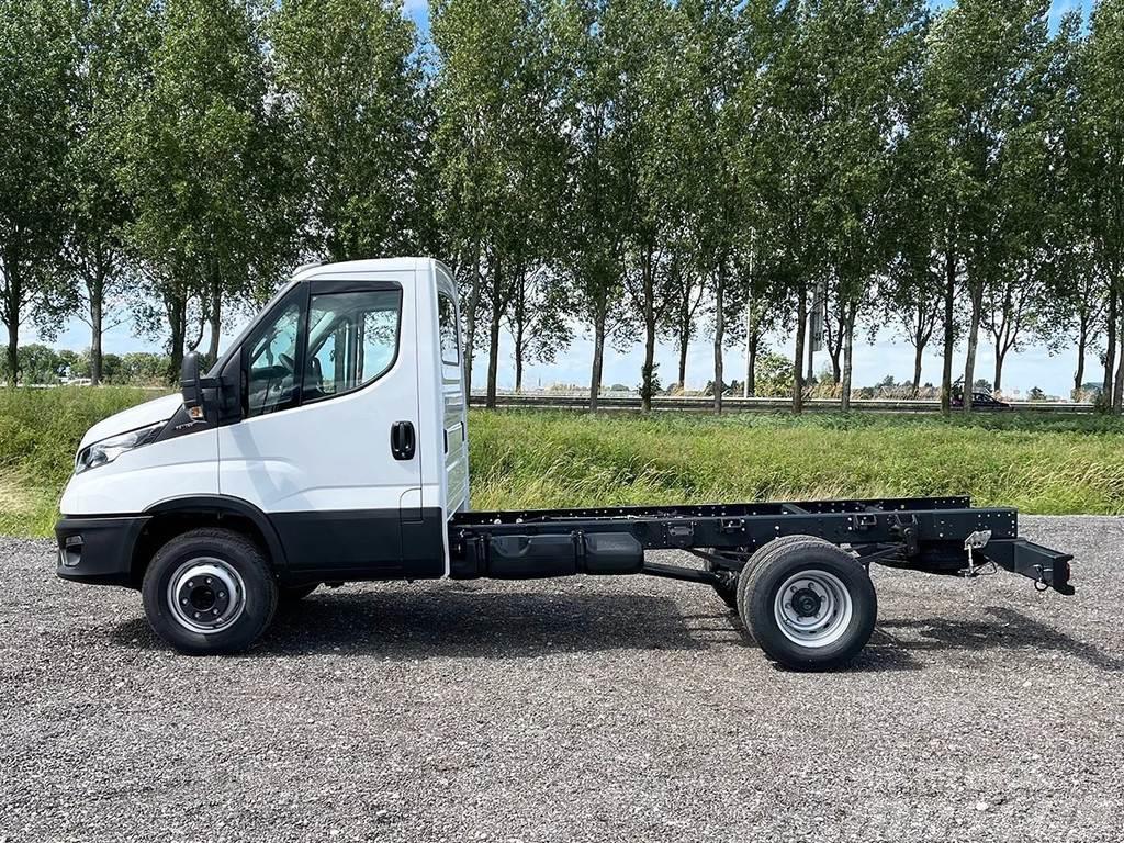 Iveco Daily 70 Chassis Cabin Van (3 units) Camiones chasis