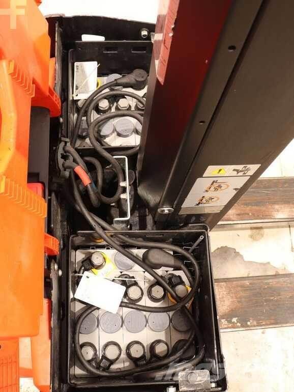 BT SWE 080 L Staxio Apiladores eléctricos autopropulsados