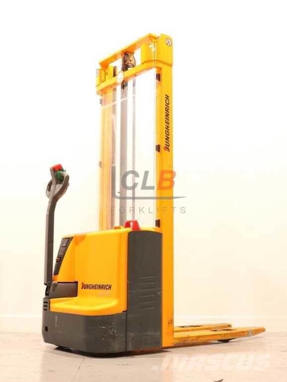 Jungheinrich EJC 110 Apiladores eléctricos autopropulsados