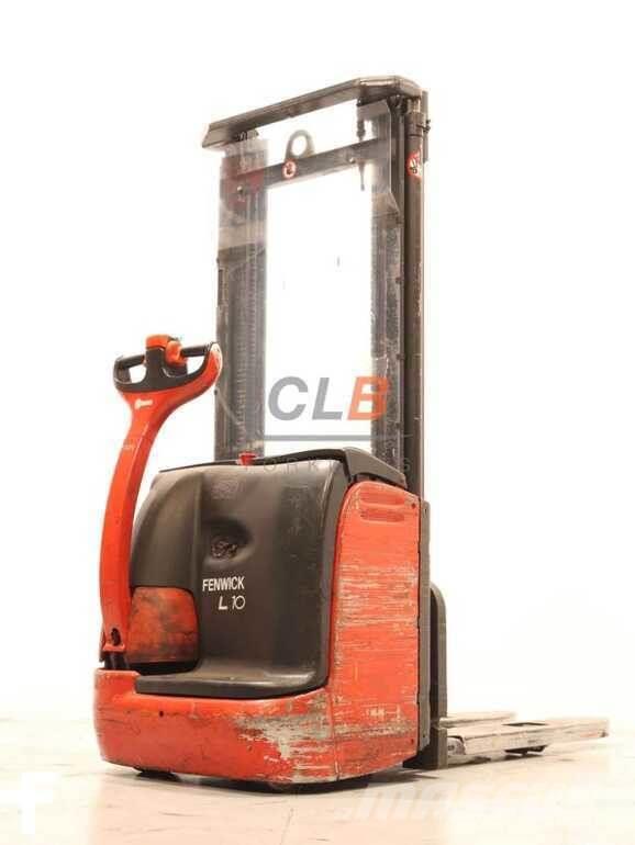 Linde L 10 / 379 Apiladores eléctricos autopropulsados