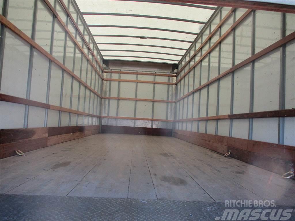 International 4300 Camiones caja cerrada