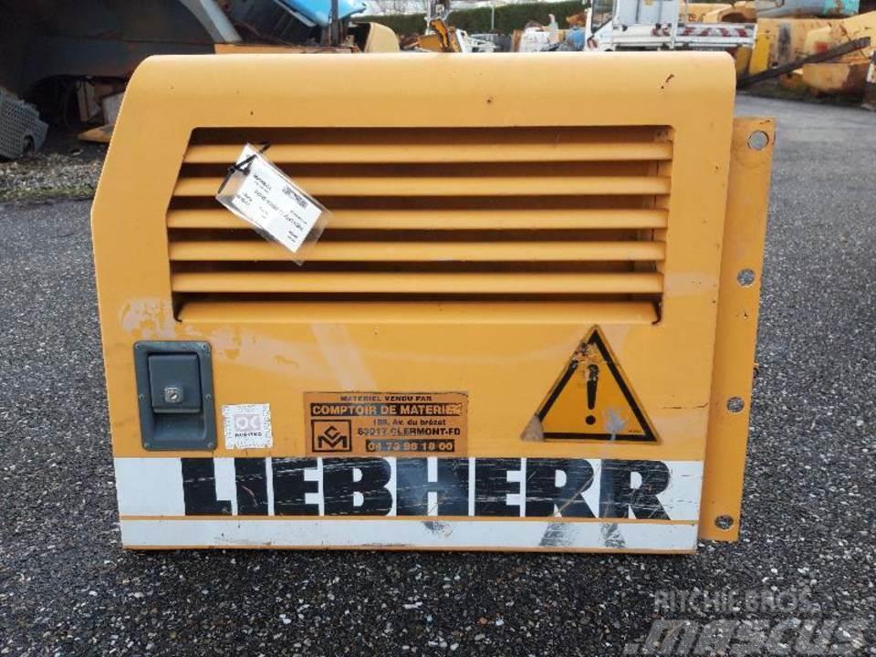 Liebherr R900LI Cabinas e interior