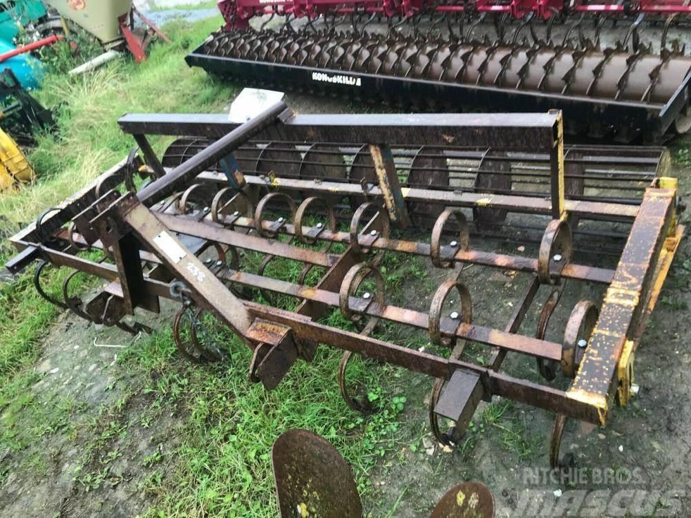  Spring tyne front mounted cultivator Cultivadores