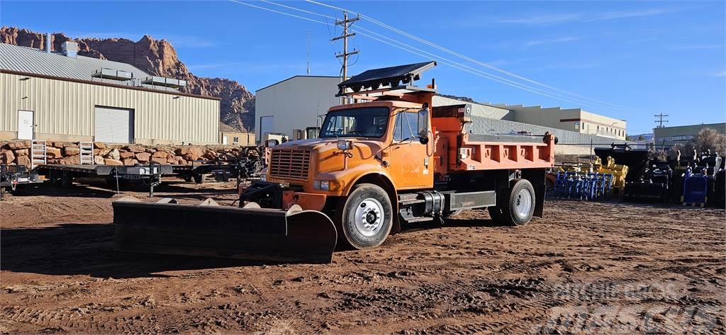 International Dump Truck 4900 Camiones bañeras basculantes o volquetes