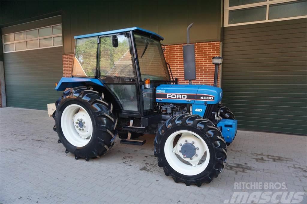 New Holland Ford 4630 nur 86 Std.! Tractores