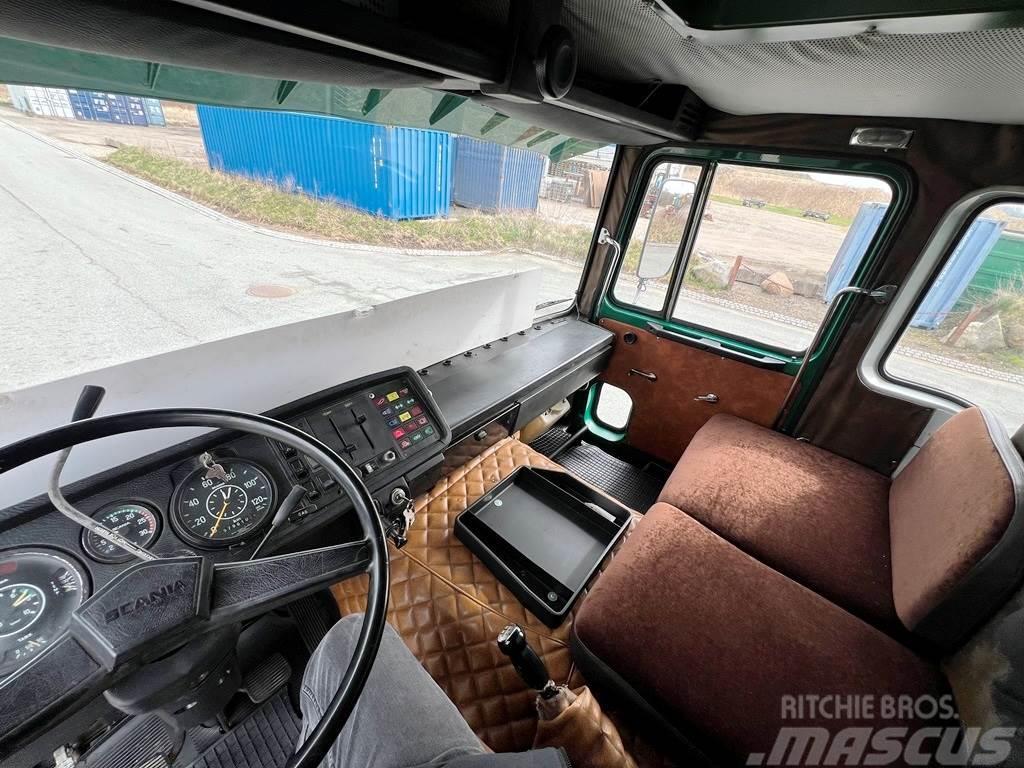 Scania Vabis 111 4x2 Camiones bañeras basculantes o volquetes