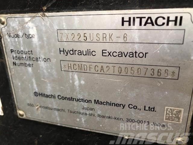 Hitachi ZX225USRK-6 Excavadoras de cadenas