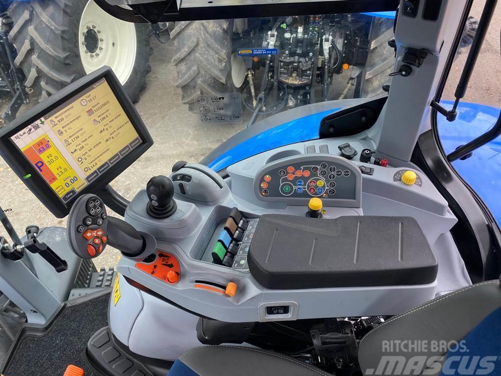  nvt NEW HOLLAND T7.245 AC Tractores