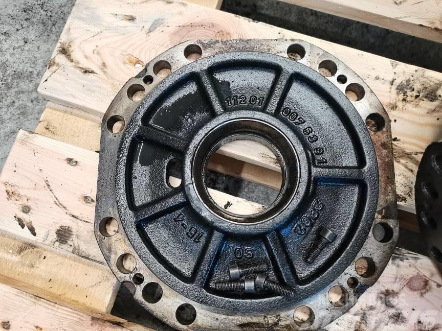 Manitou MT 1740 {Spicer 11X35} differential Ejes