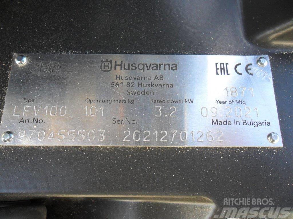 Husqvarna LFV 100 Vibradores