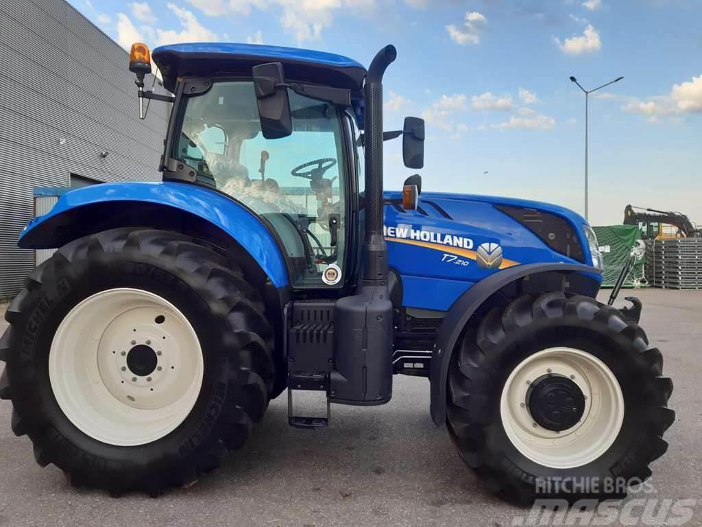 New Holland T7.210 Range Command Tractores