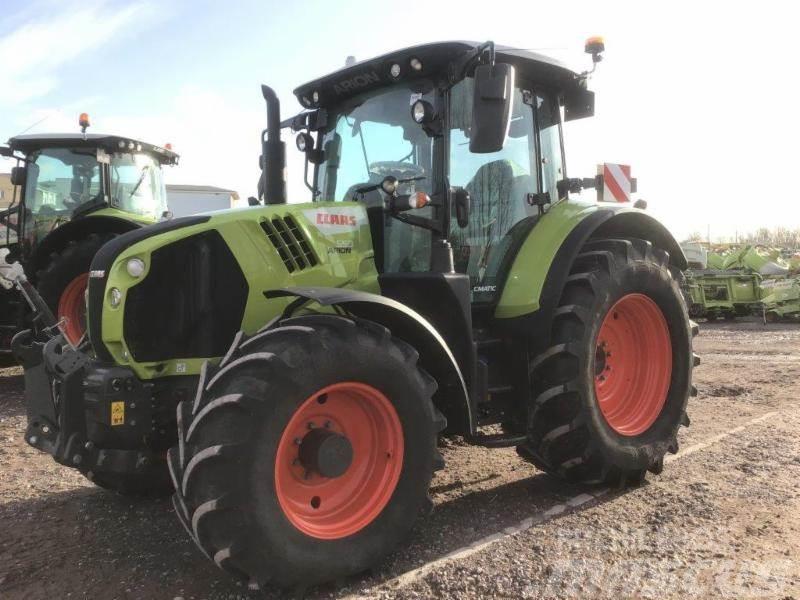 CLAAS ARION 550 CMATIC Tractores