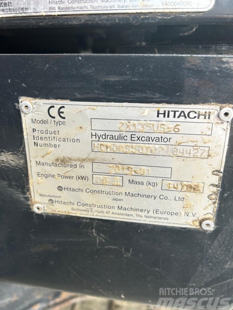 Hitachi ZX 135 US-6 Excavadoras de cadenas