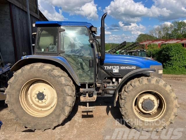 New Holland TM 135 Tractores