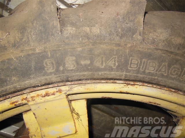  - - - 9,5-44 tl John Deere Neumáticos, ruedas y llantas