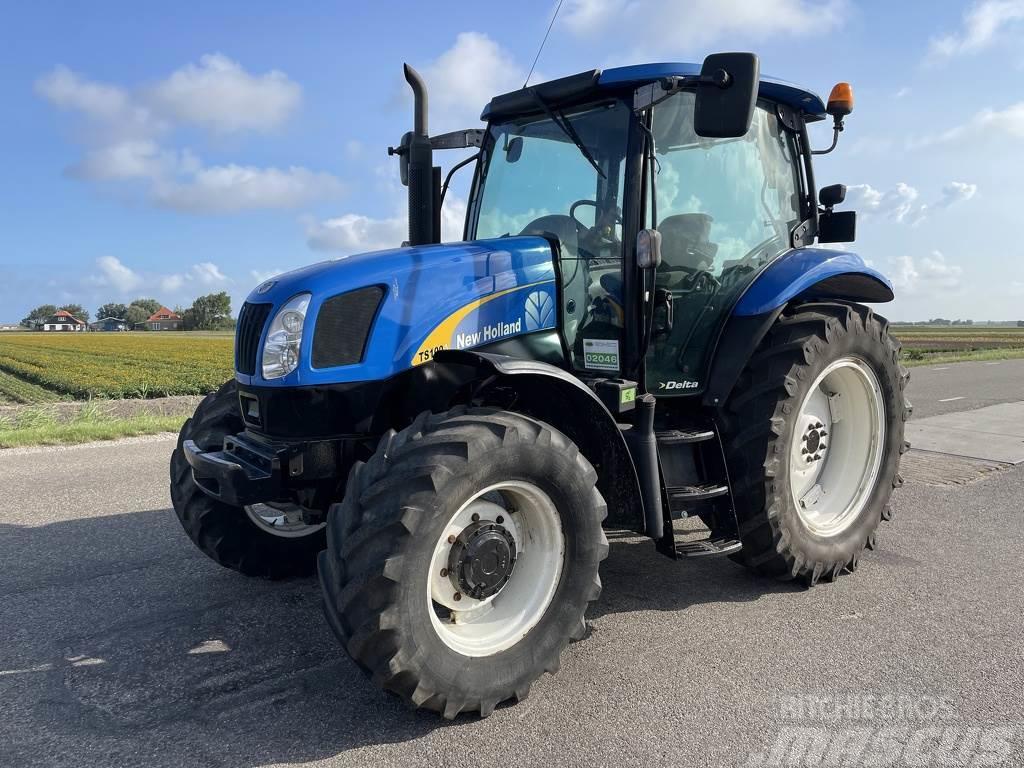 New Holland TS100A Tractores