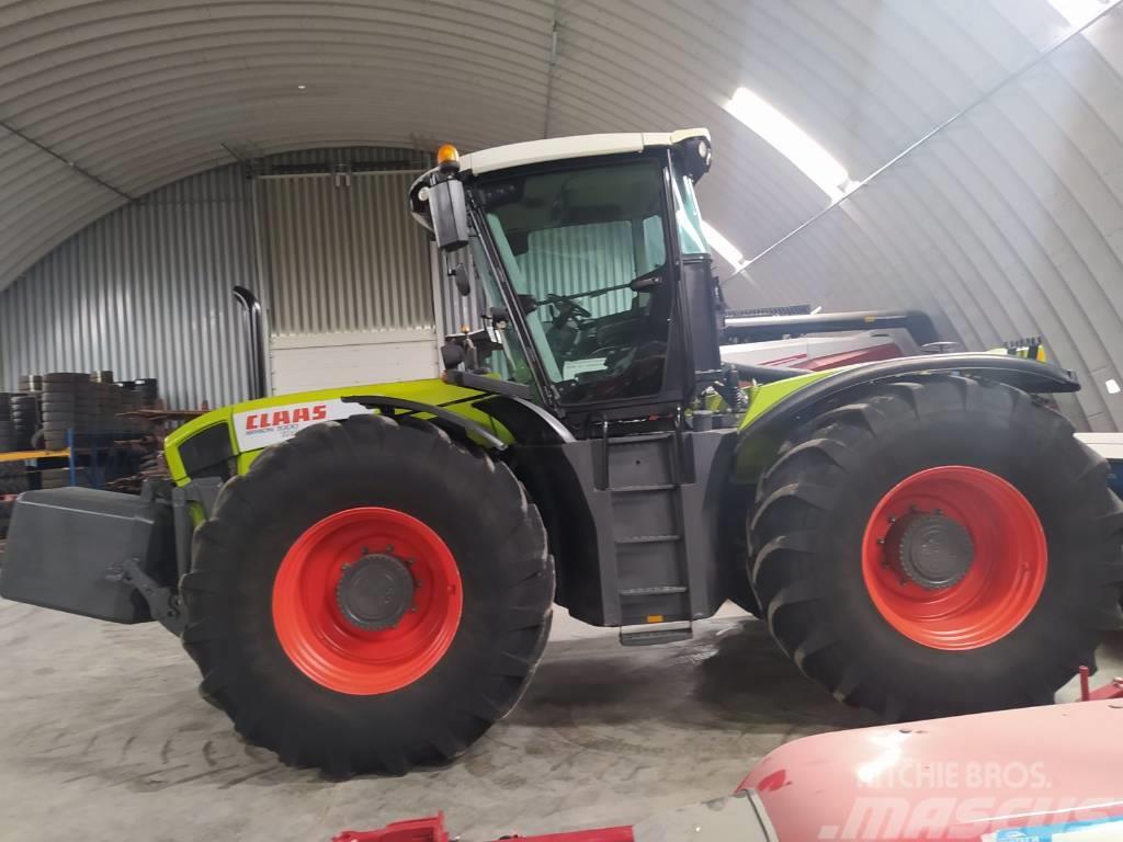 CLAAS Xerion 3300 Trac Tractores