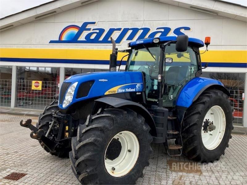 New Holland T7050 AC Tractores