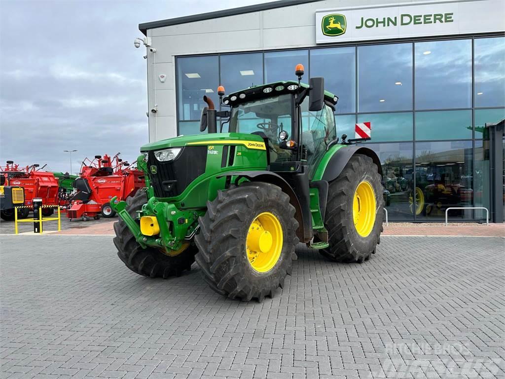 John Deere 6R215 Tractores