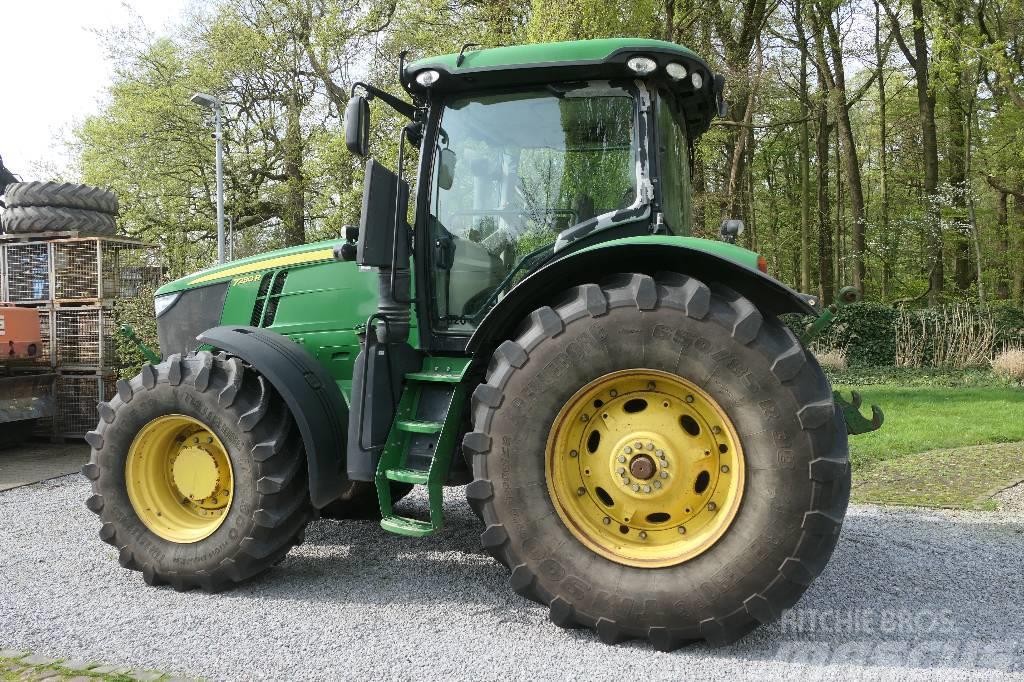 John Deere 7230 R Tractores