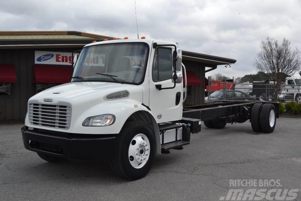 Freightliner Business Class M2 106 Camiones chasis