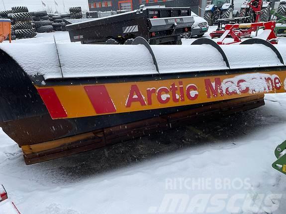 Arctic Machine 370 Láminas y cuñas quitanieves