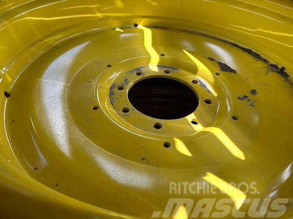John Deere Hjul par: Trelleborg TM800 600/65R38 Tyres, wheels and rims