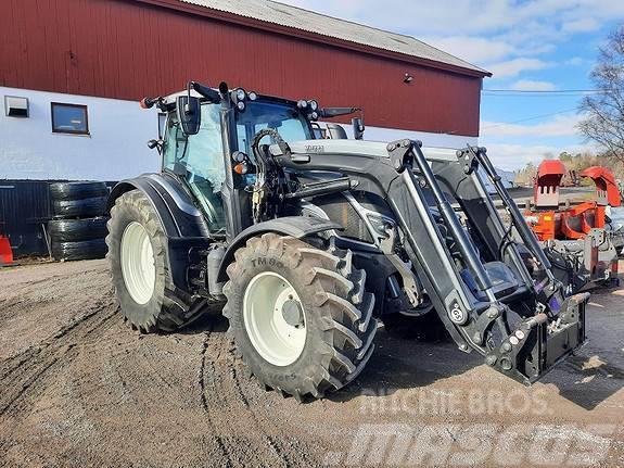 Valtra N174DST, Front,hyd Tractores
