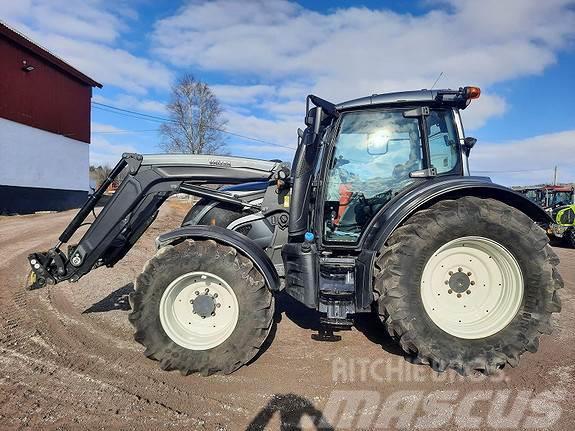 Valtra N174DST, Front,hyd Tractores